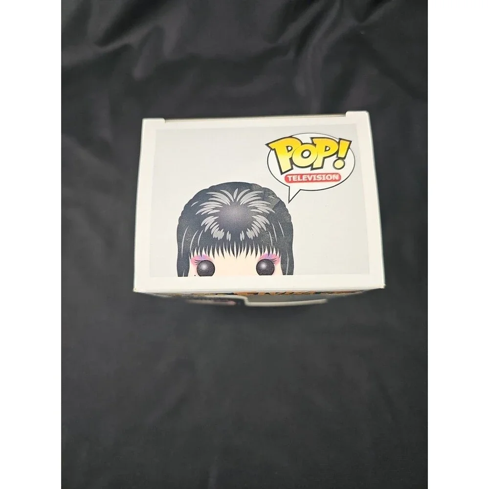Funko Pop! Vinyl: Mistress of the Dark Elvira #375 New Mever Opened - Picture 5 of 6